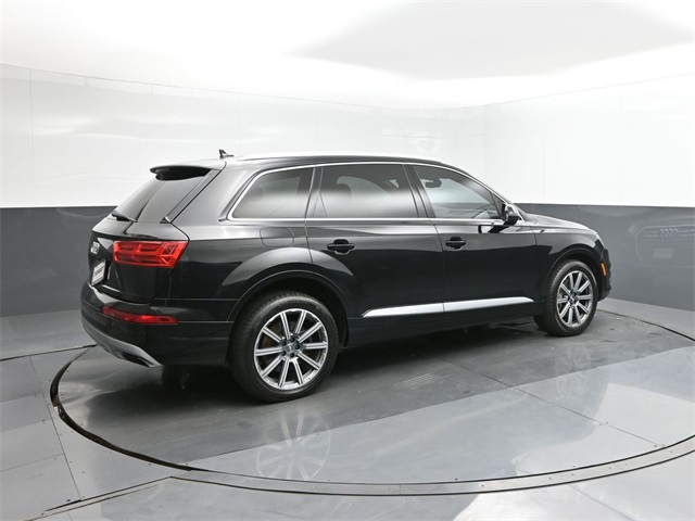 2019 Audi Q7 55 Premium photo 15