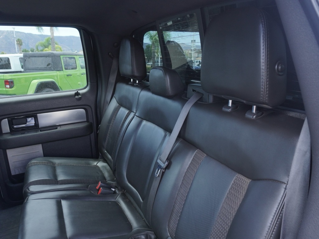 2013 Ford F-150 SVT Raptor photo 18