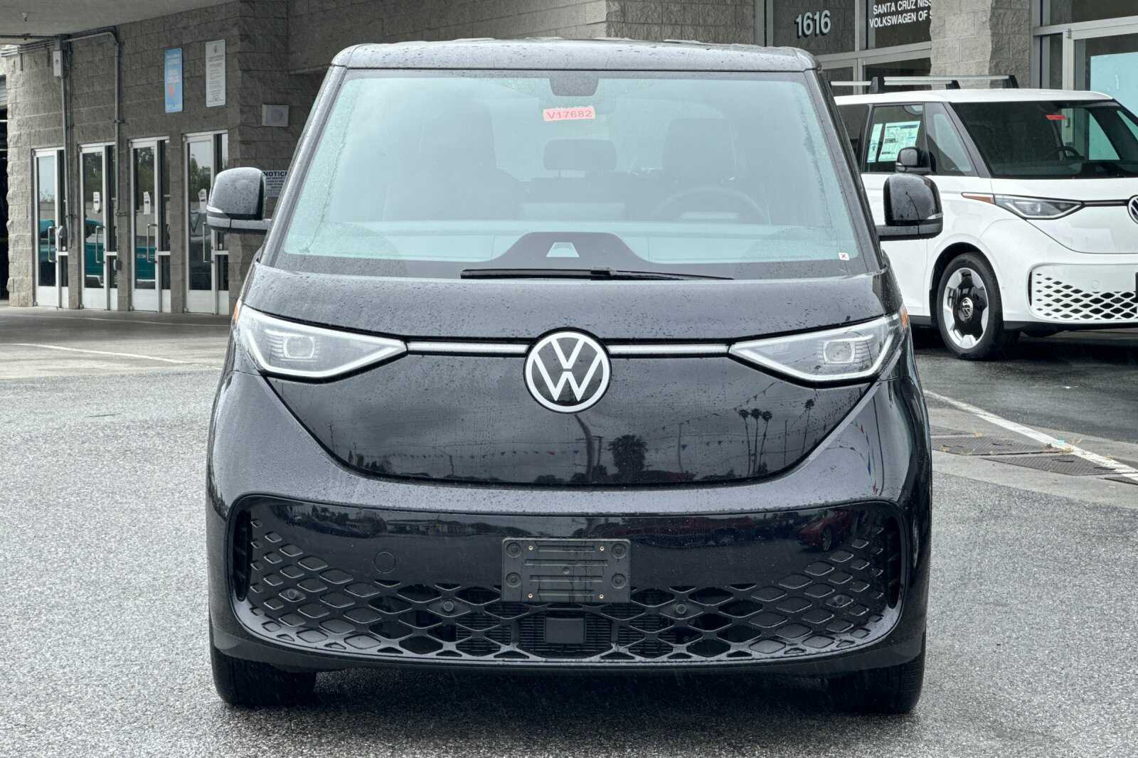2025 Volkswagen ID. Buzz Pro S photo 9