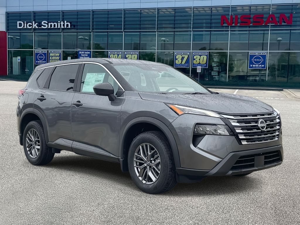 2026 Nissan Rogue S's photo