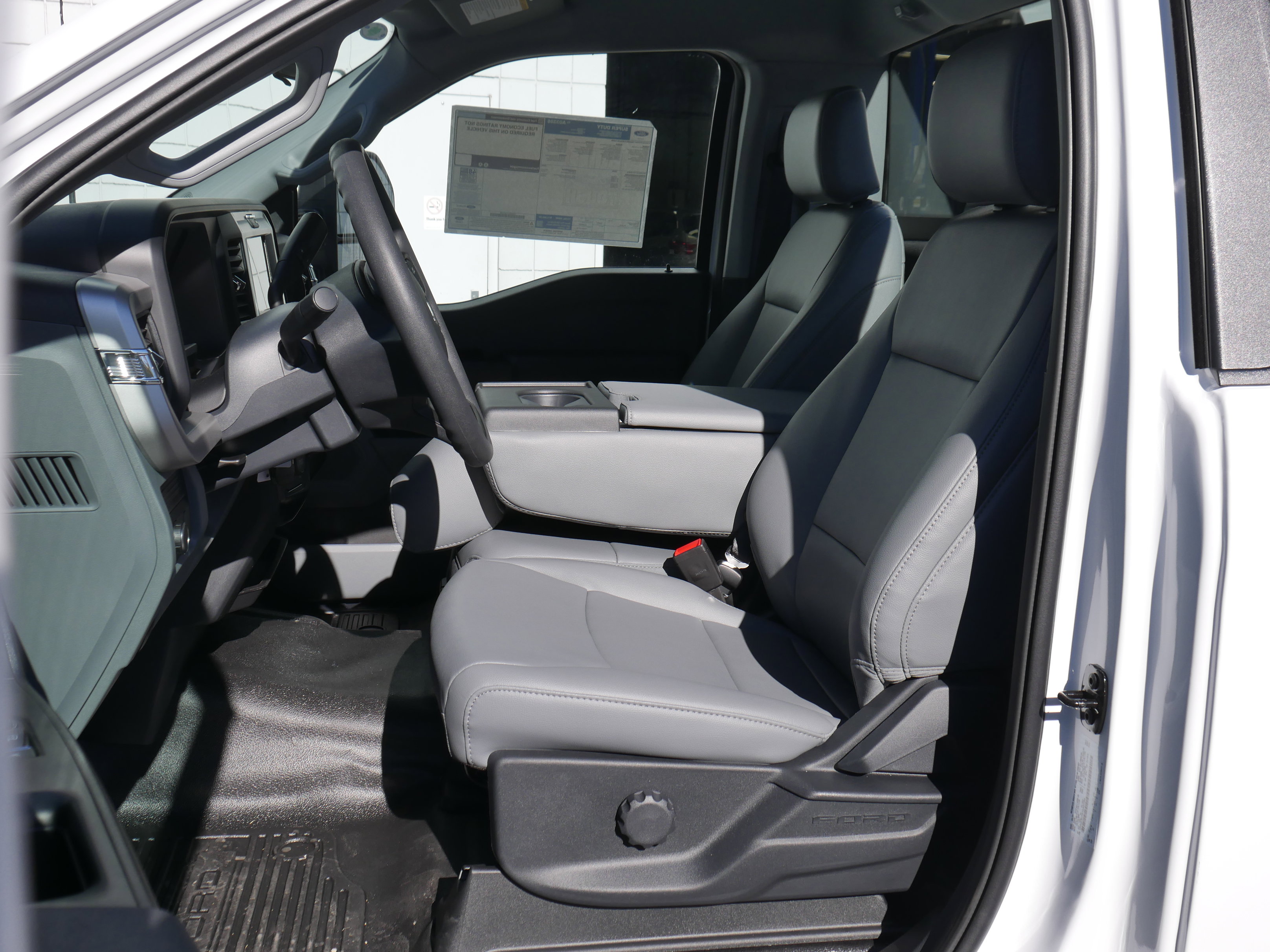 2026 Ford F-550 XL photo 3