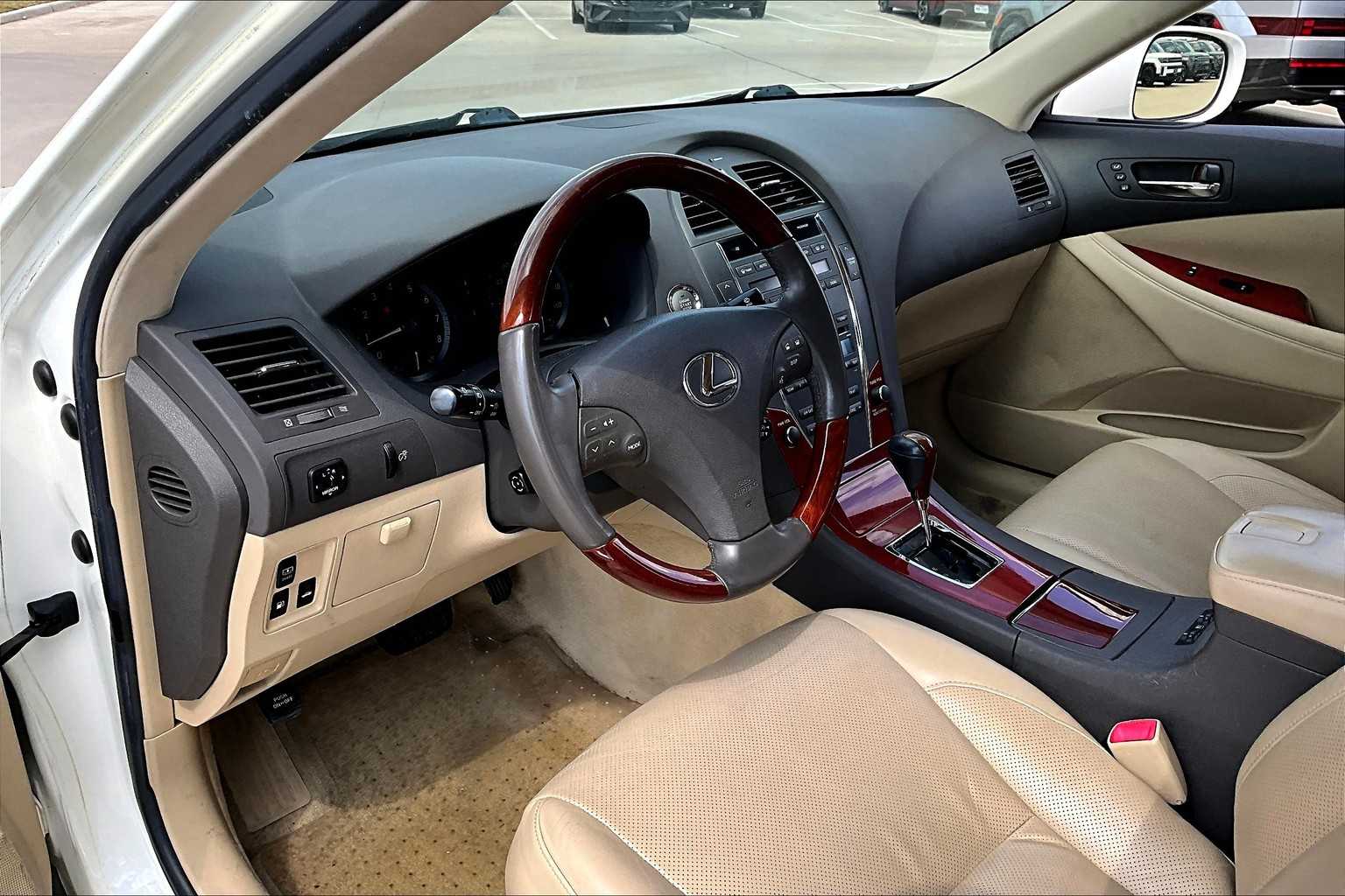 2007 Lexus ES 350 photo 16