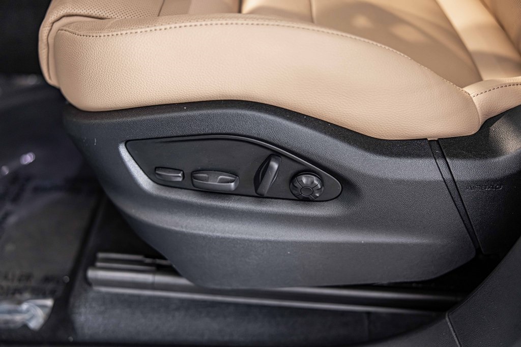 2025 PORSCHE CAYENNE - Image 23