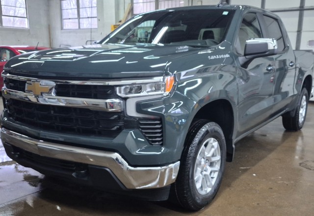 2026 Chevrolet Silverado 1500 LT's photo