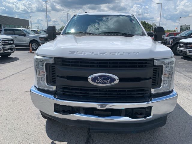 2018 Ford F-250 photo 2