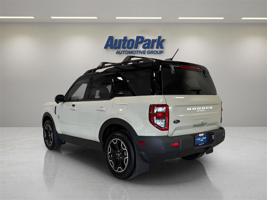 2025 Ford Bronco Sport Outer Banks photo 4