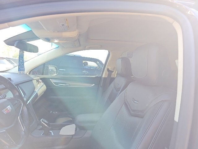 2019 Cadillac XT5 Luxury photo 3