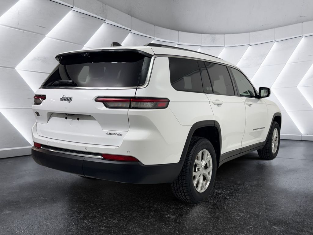 2023 Jeep Grand Cherokee Limited photo 4
