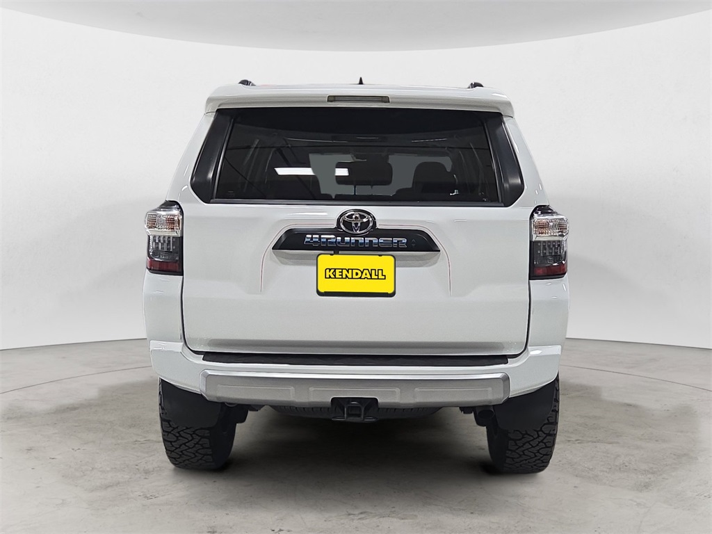 2020 Toyota 4Runner TRD Off-Road Premium photo 4