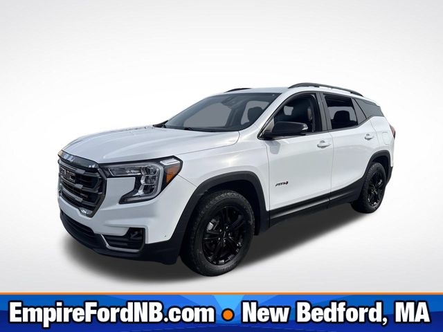 2023 GMC Terrain AT4's photo