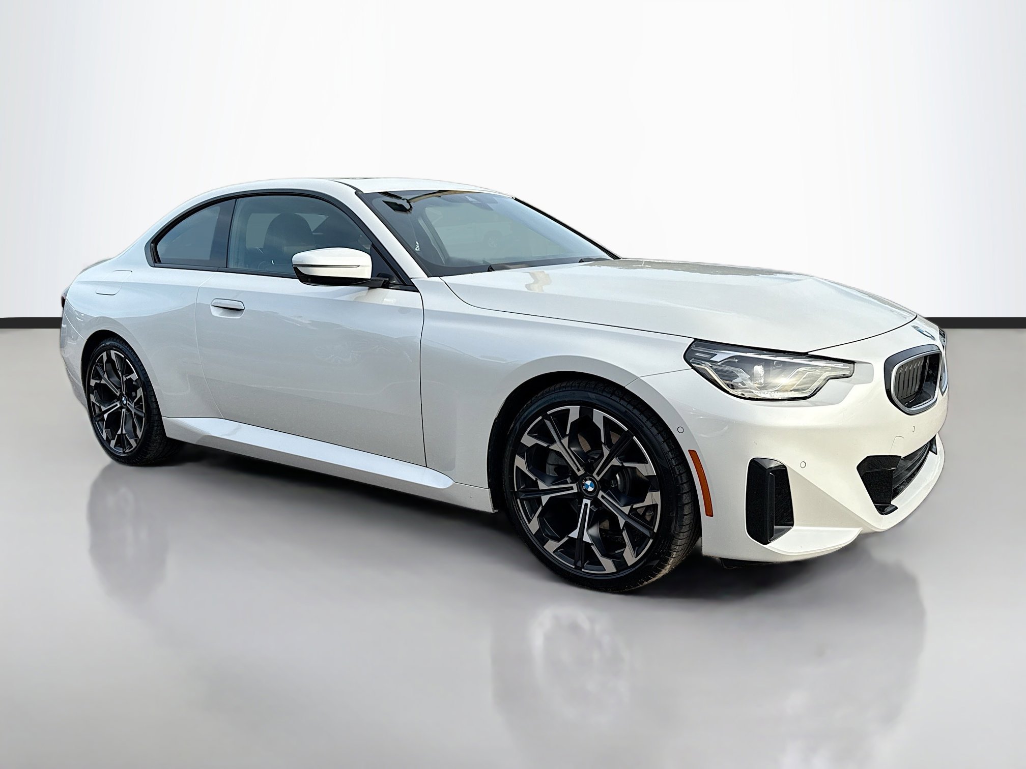 2025 BMW 2 Series 230i's photo