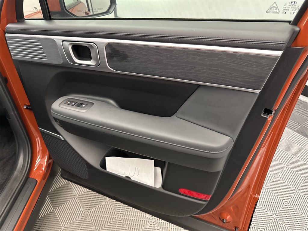 2025 Hyundai Santa Fe Limited photo 16