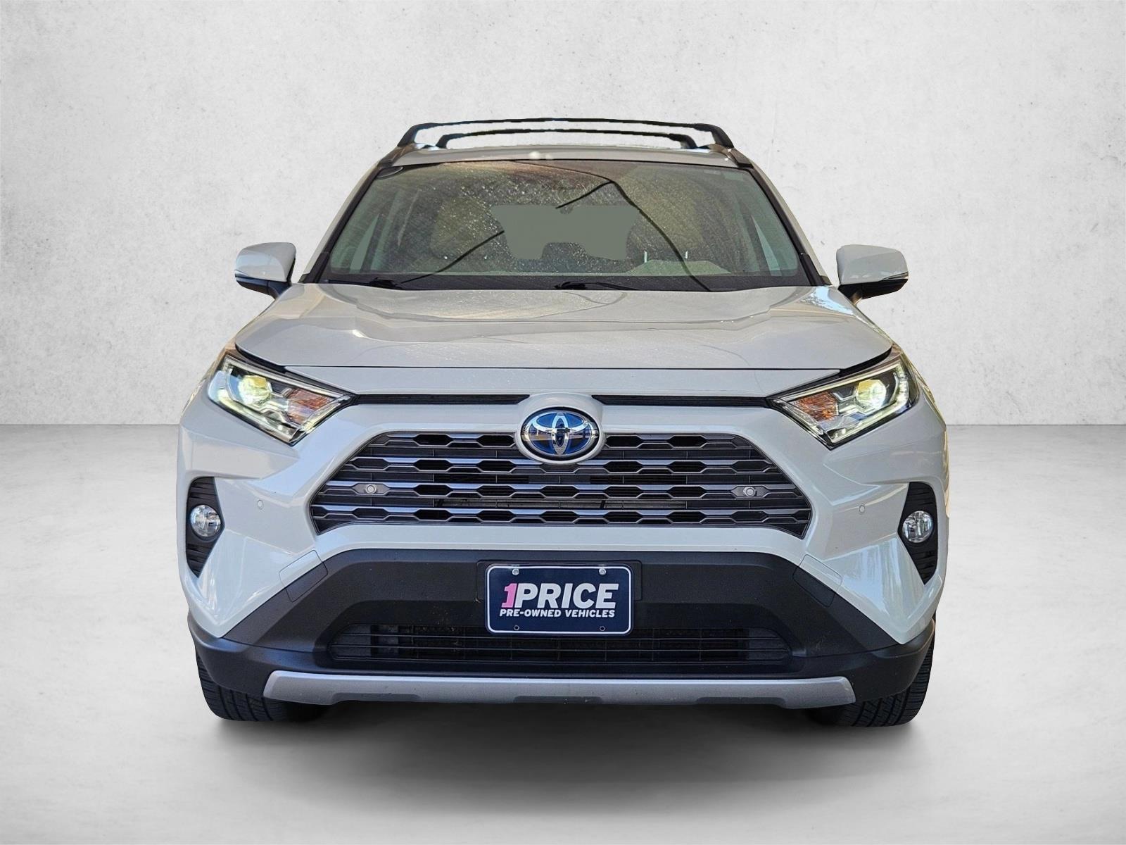 2019 Toyota RAV4 Hybrid Limited photo 2
