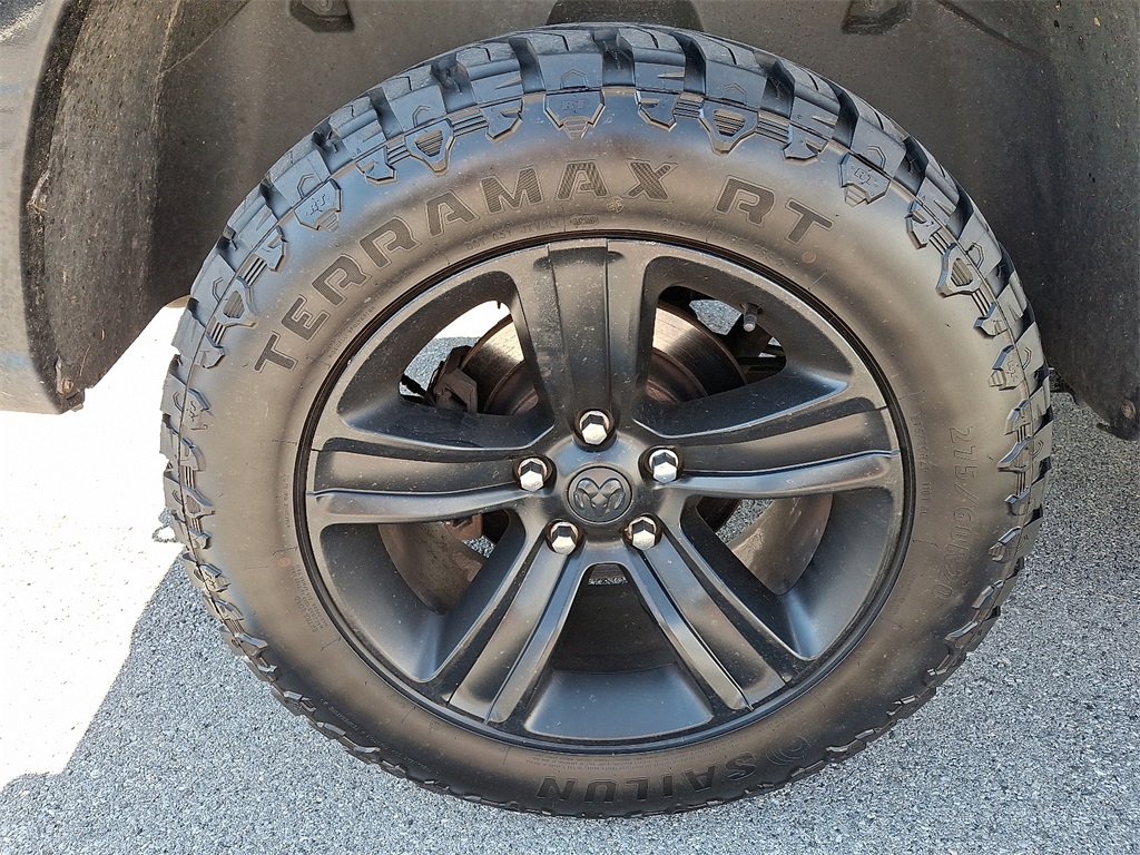 2017 Ram 1500 Sport photo 8