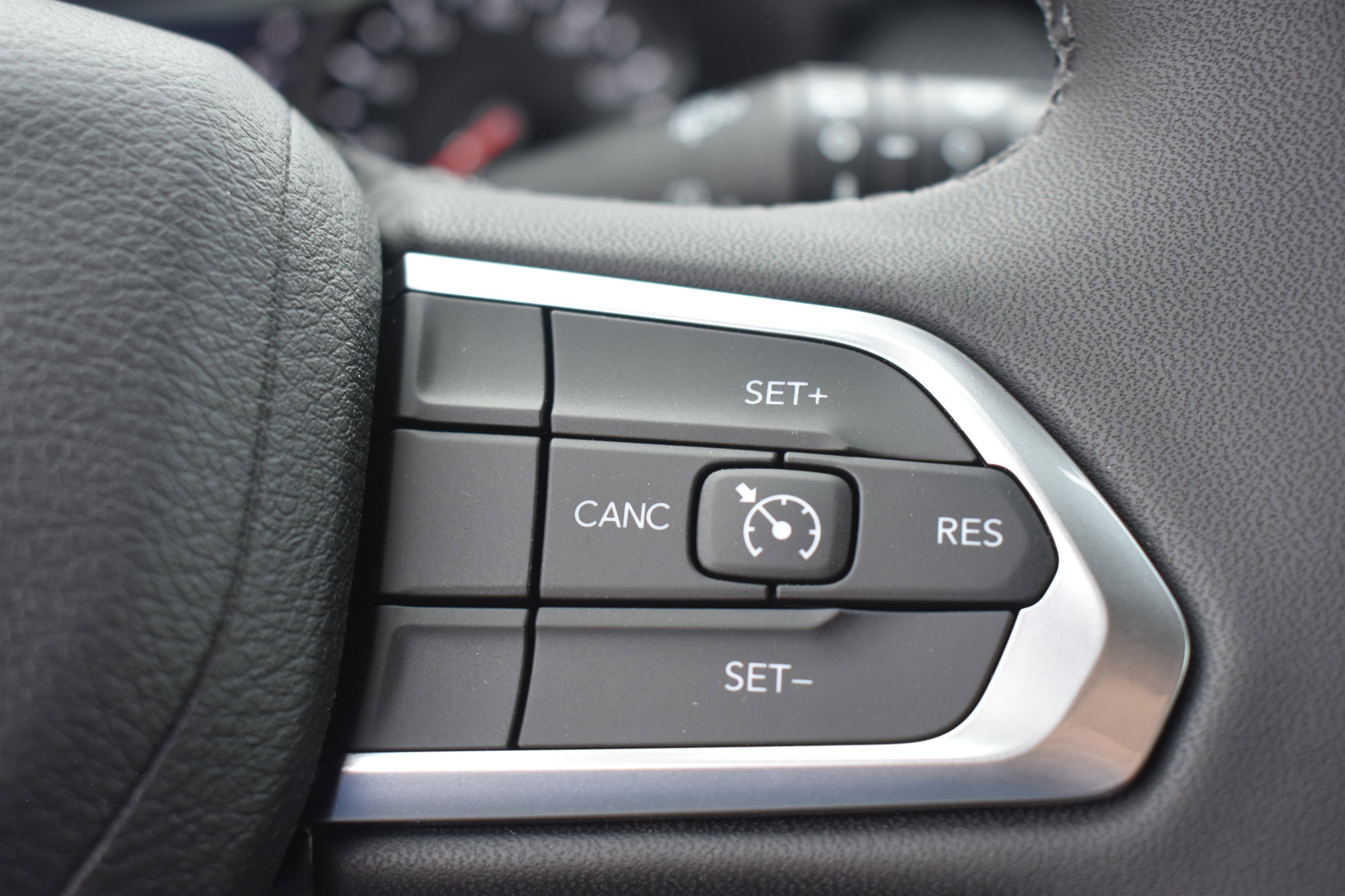 2026 Jeep Compass Latitude Altitude photo 11