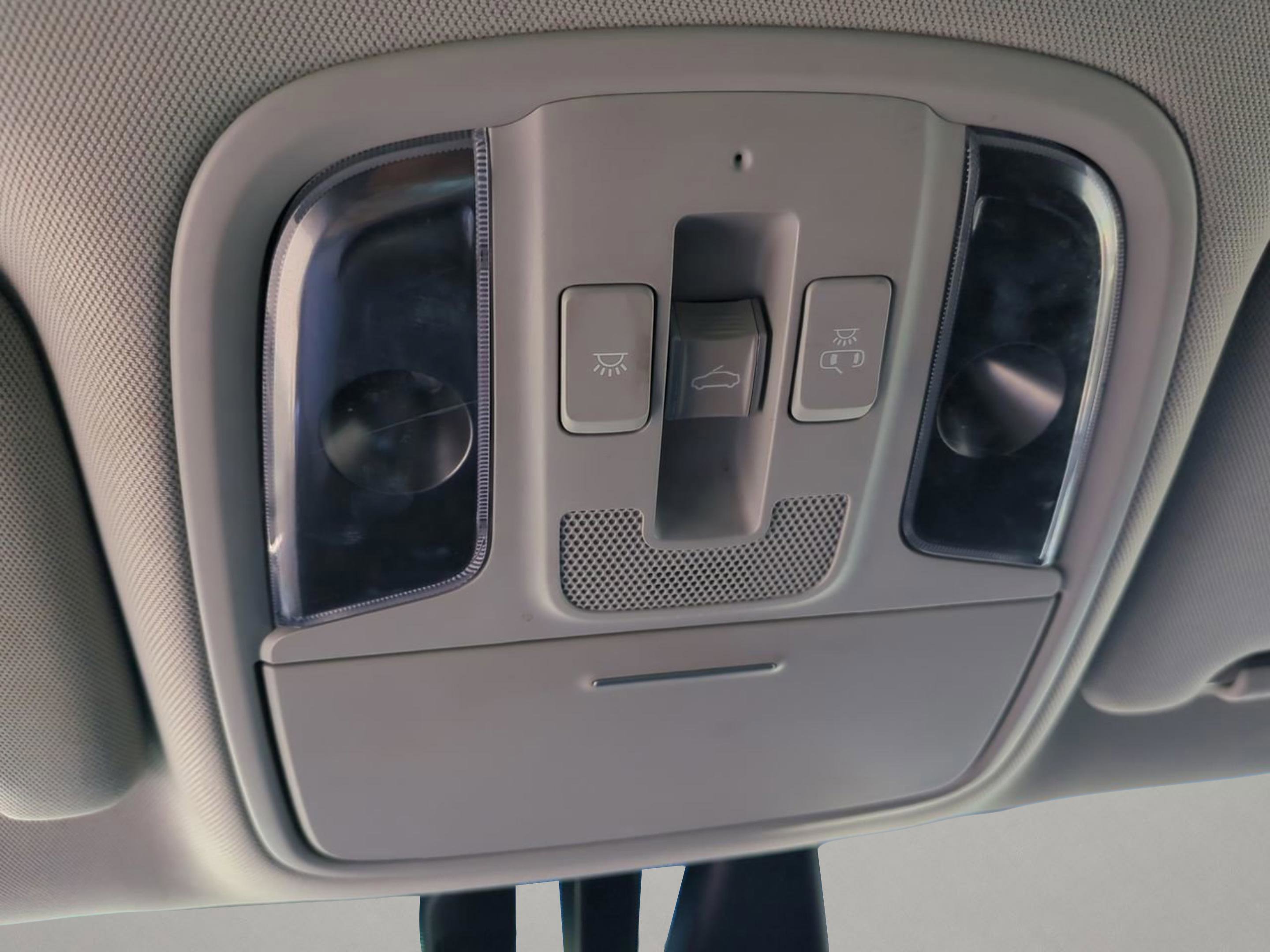 2019 Kia Optima EX Premium photo 22