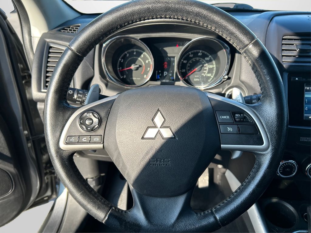 2014 Mitsubishi Outlander Sport SE photo 19