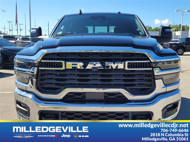 2025 Ram 2500 Tradesman photo 2