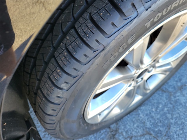 2024 Ford Edge Titanium photo 13