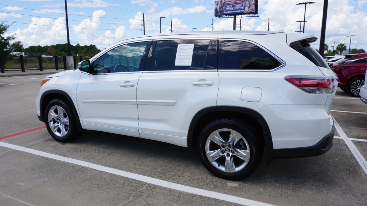 2016 Toyota Highlander Base Hybrid photo 3