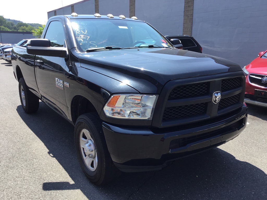 2018 Ram 2500 Tradesman photo 2