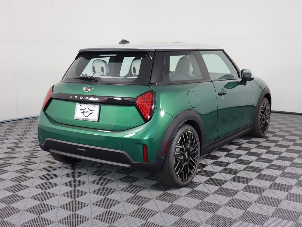 2025 Mini Cooper Signature photo 5