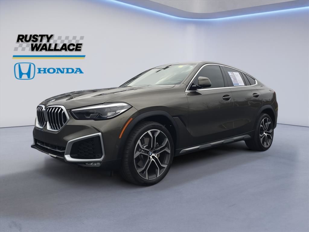 2021 BMW X6 40i's photo