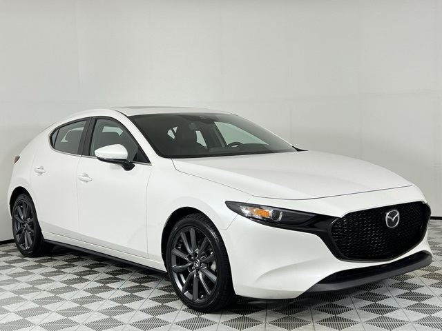 2023 Mazda Mazda3 Preferred's photo
