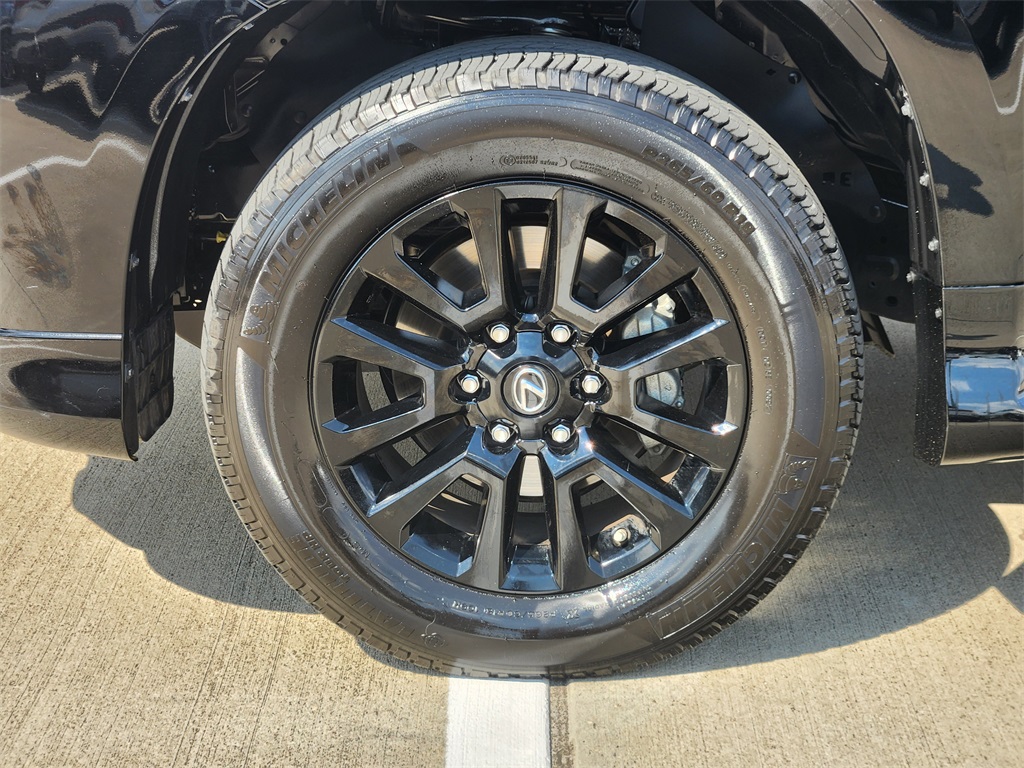 2023 Lexus GX 460 photo 8