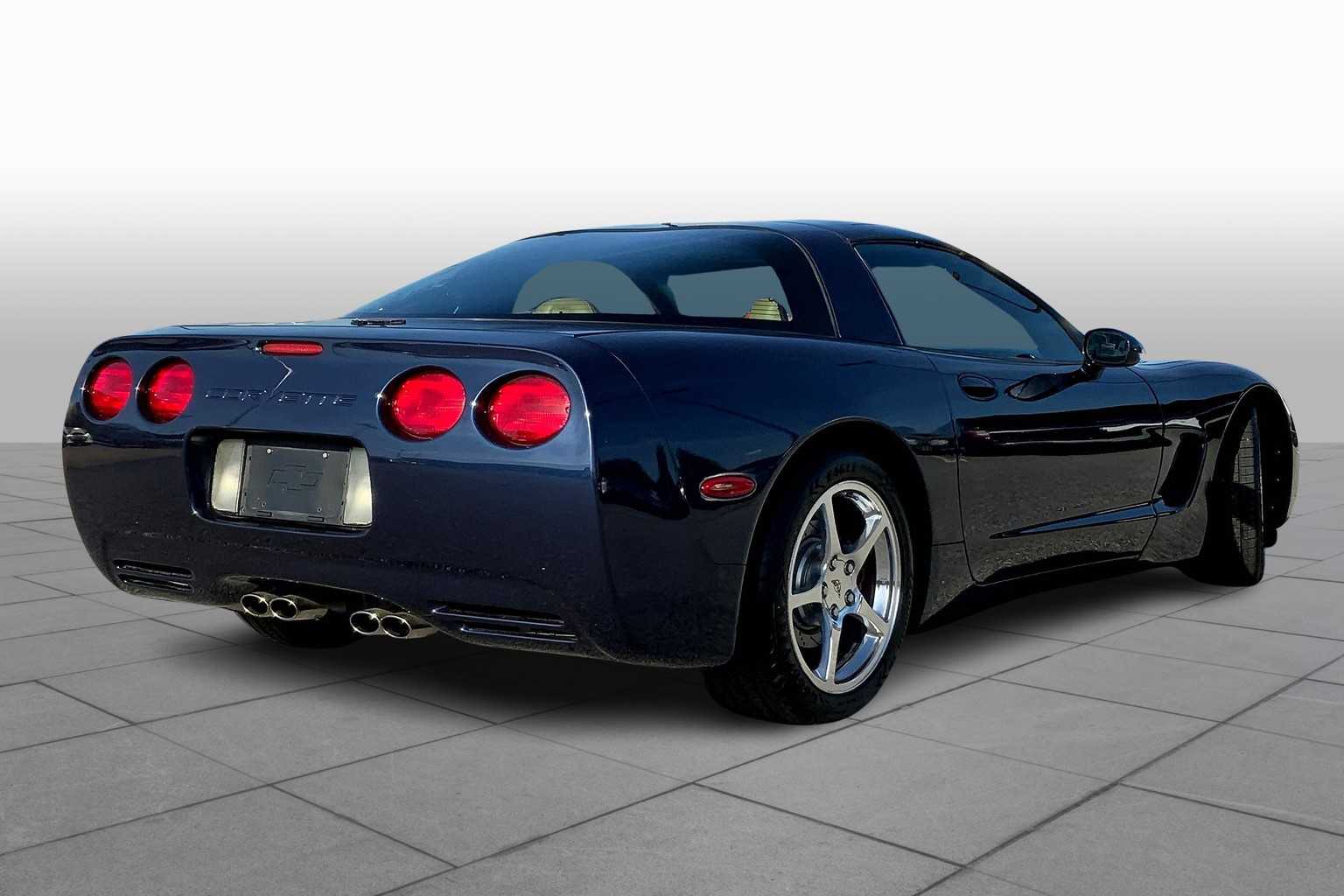 2000 Chevrolet Corvette photo 11
