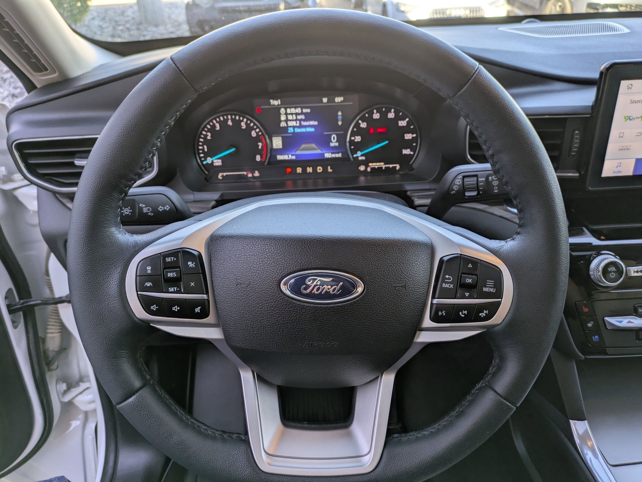 2022 Ford Explorer Limited photo 15