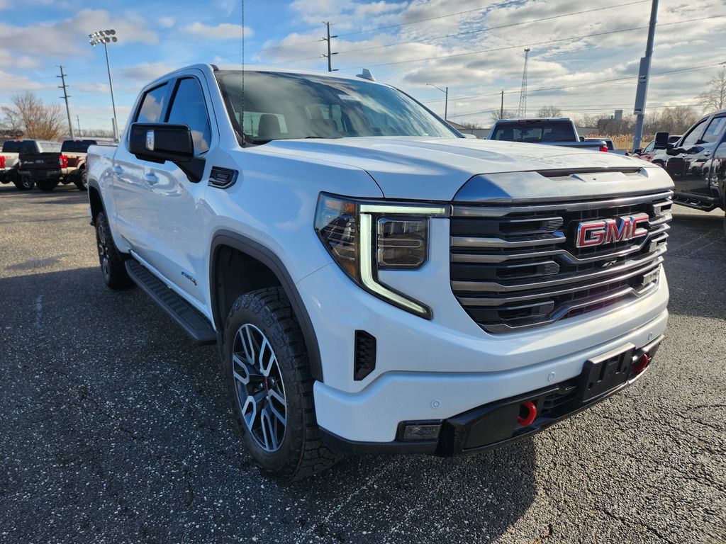 2024 GMC Sierra 1500 AT4's photo