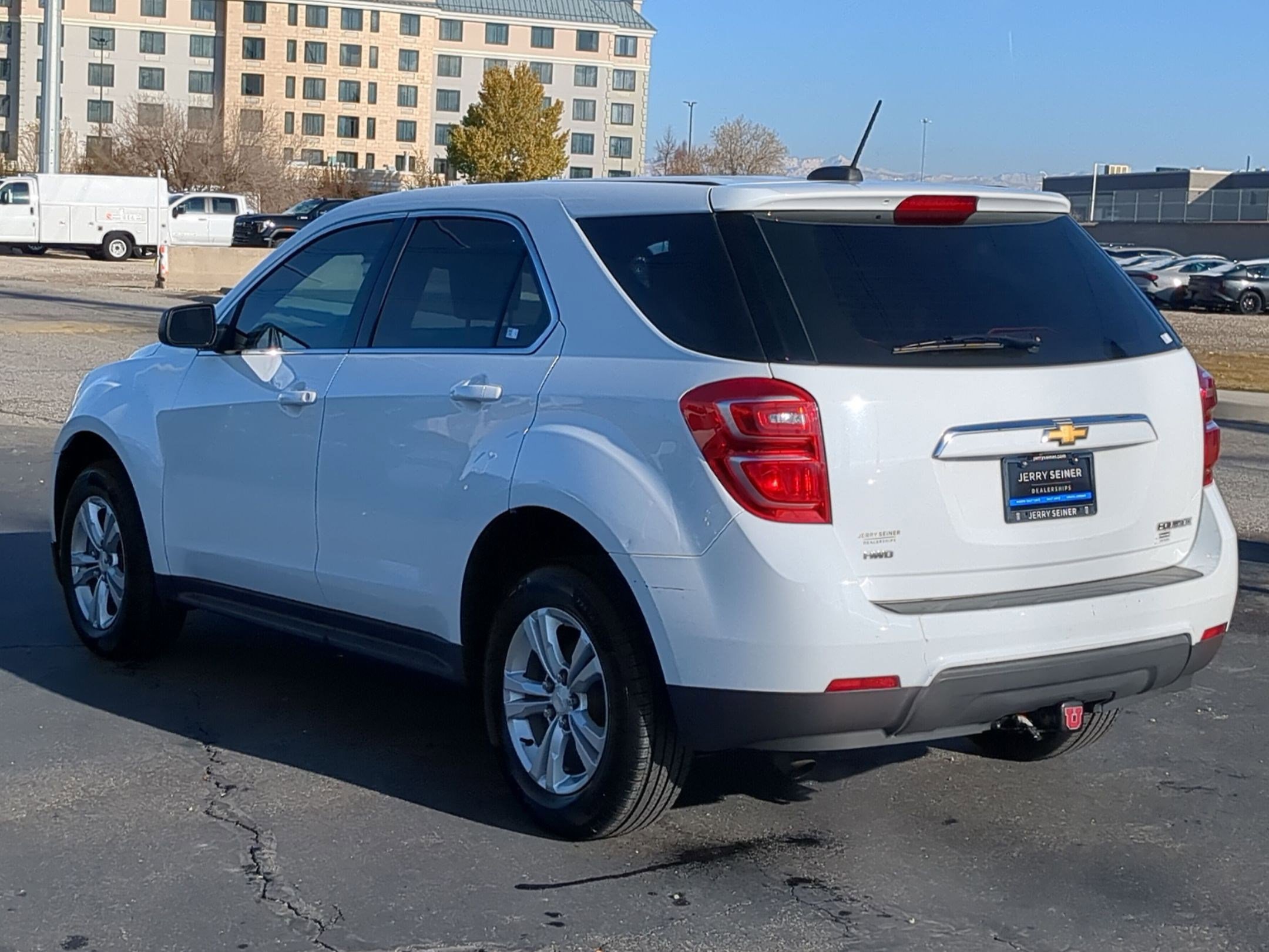 2016 Chevrolet Equinox LS photo 3