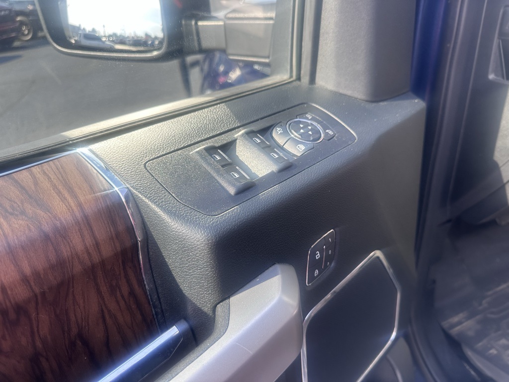 2020 Ford F-150 Lariat photo 4