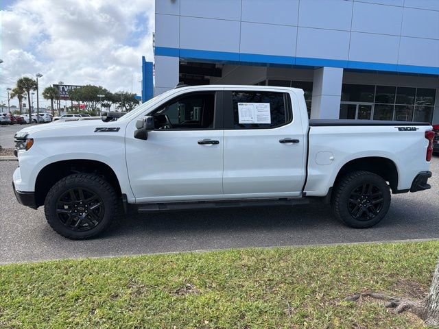 2025 Chevrolet Silverado 1500 LT Trail Boss photo 3