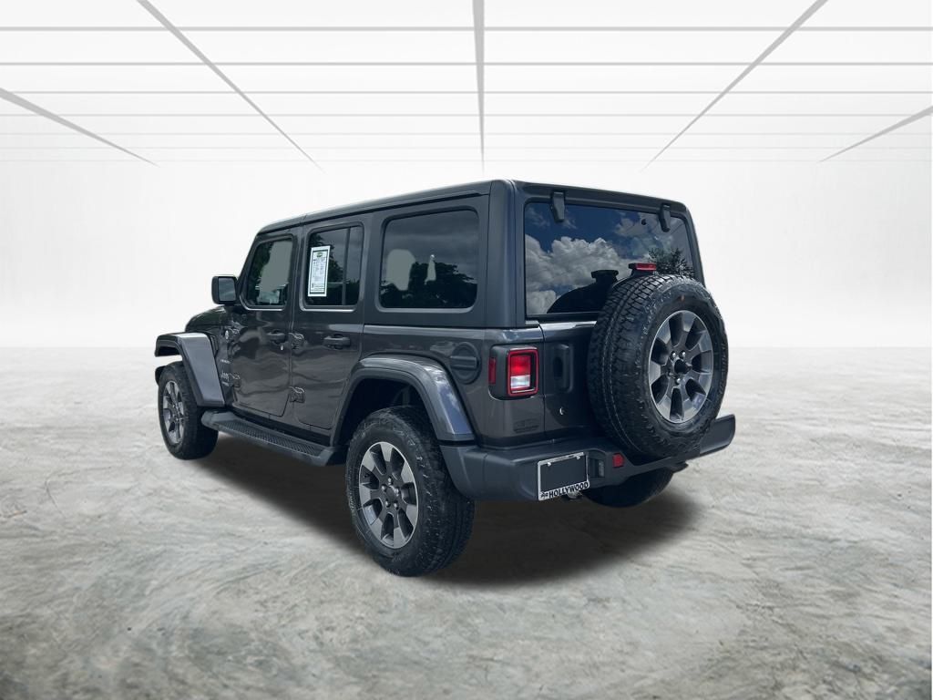 2019 Jeep Wrangler Unlimited Sahara photo 6