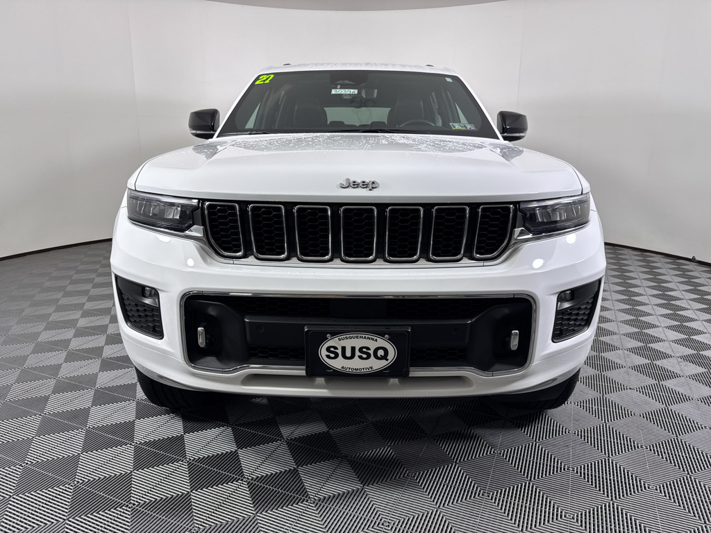 2022 Jeep Grand Cherokee Overland photo 2