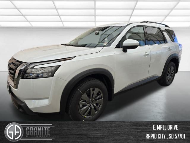 2025 Nissan Pathfinder SV's photo