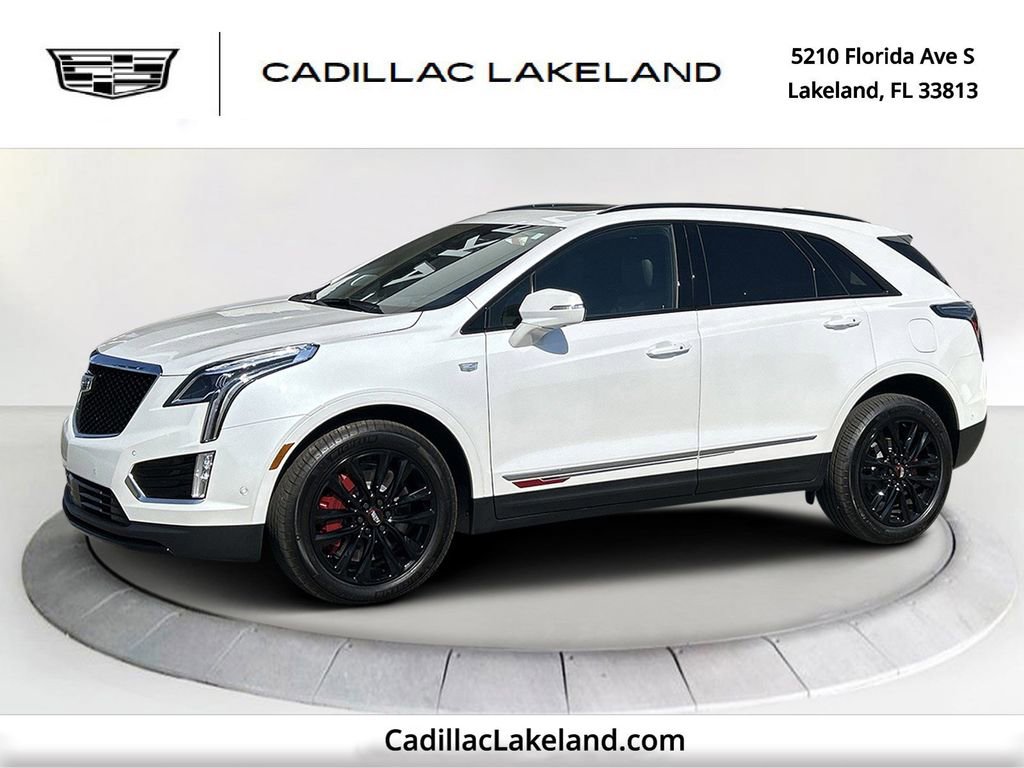 2025 Cadillac XT5 Sport's photo