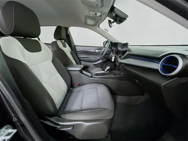 2025 Chevrolet Trax LS photo 26