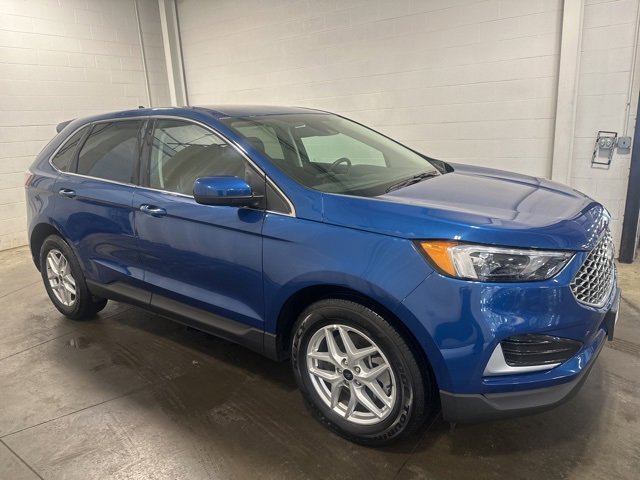 2024 Ford Edge SEL photo 3