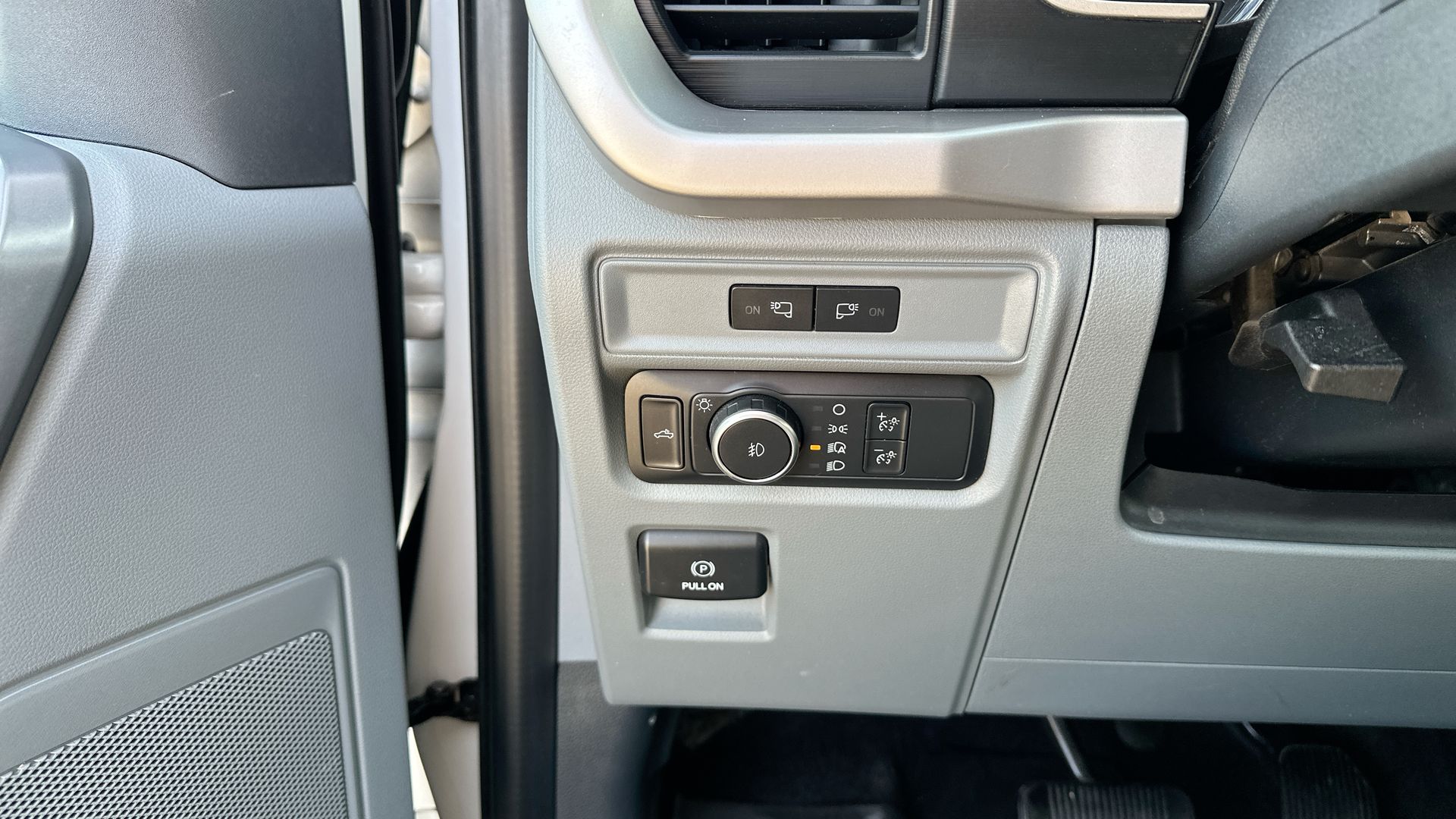 2022 Ford F-150 XLT photo 17