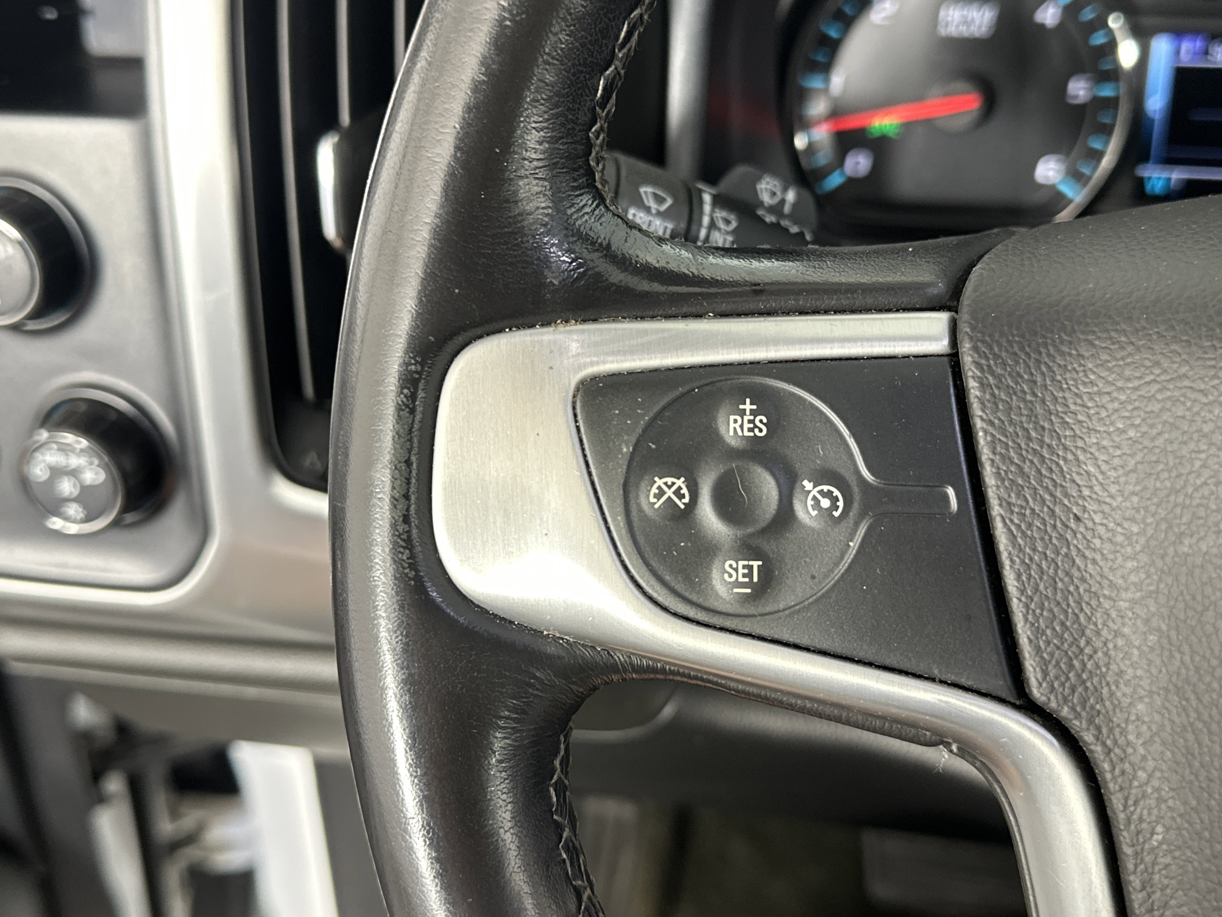 2018 Gmc Sierra 1500 SLE photo 2