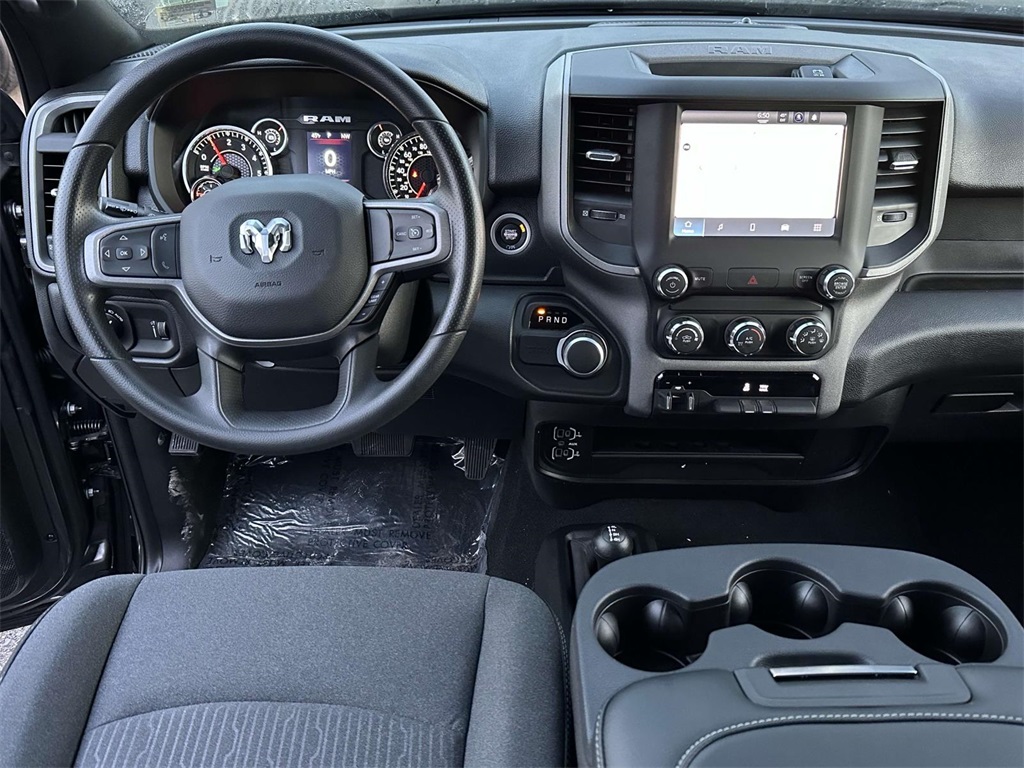 2024 Ram 2500 Tradesman photo 2