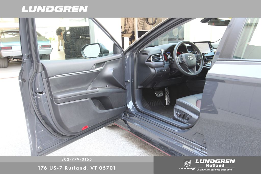 2024 Toyota Camry TRD V6 photo 9