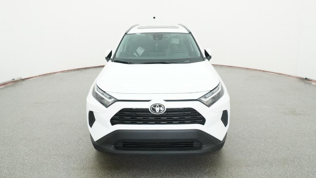 2025 Toyota RAV4 Hybrid XLE photo 2