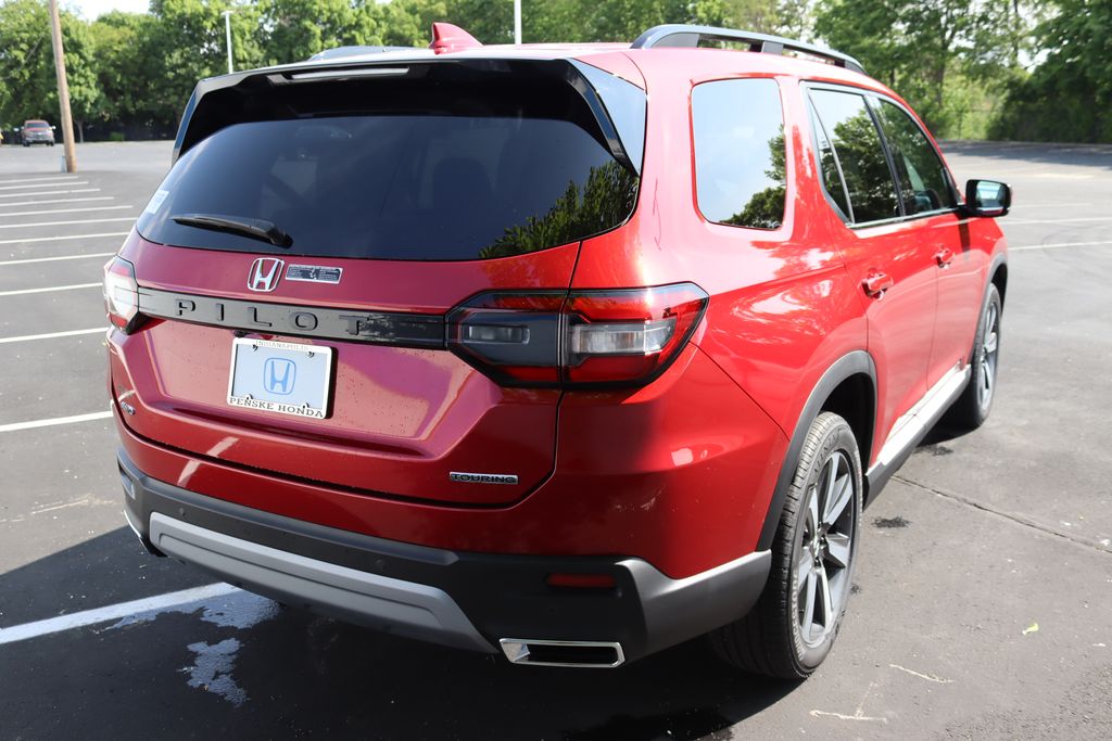 2025 Honda Pilot Touring photo 5