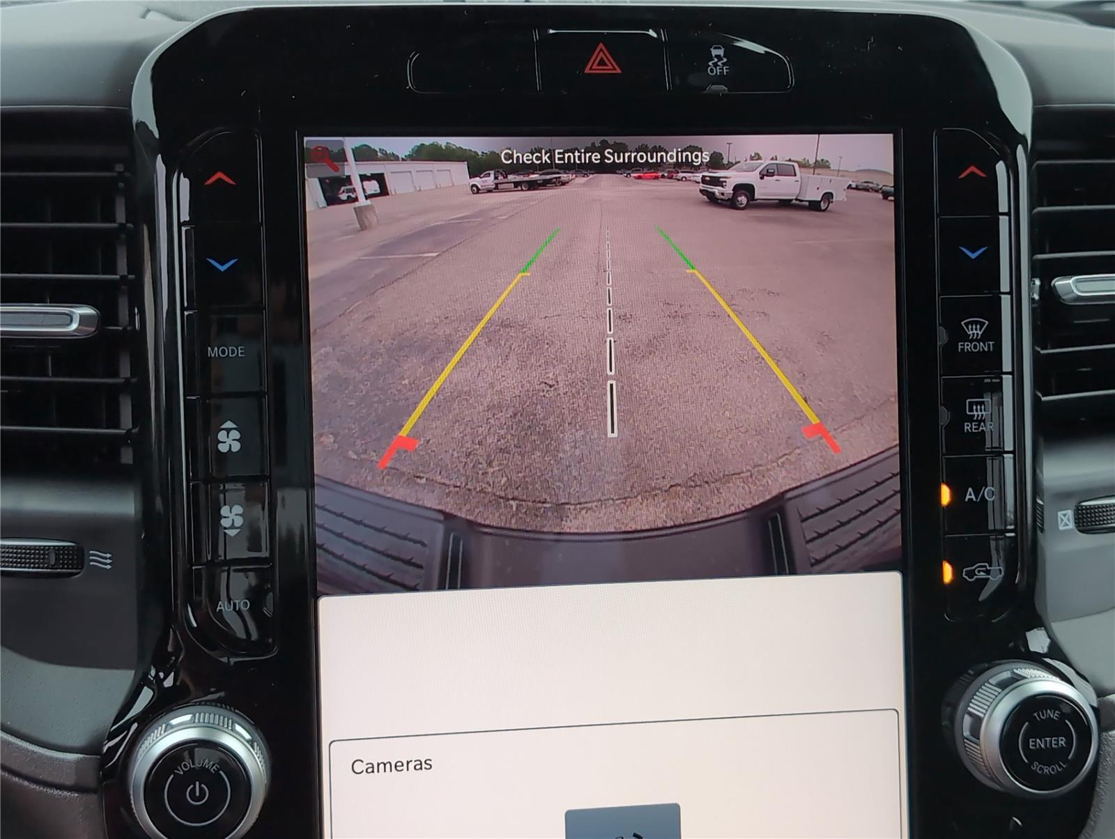 2025 Ram 2500 Tradesman photo 14