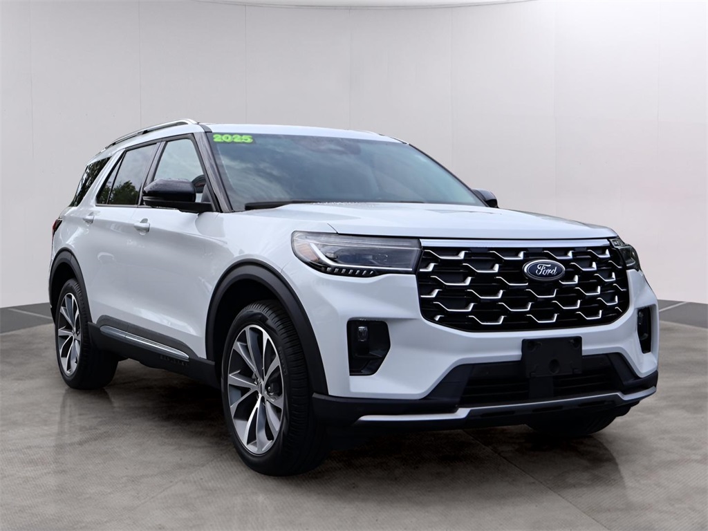 2025 Ford Explorer Platinum photo 3