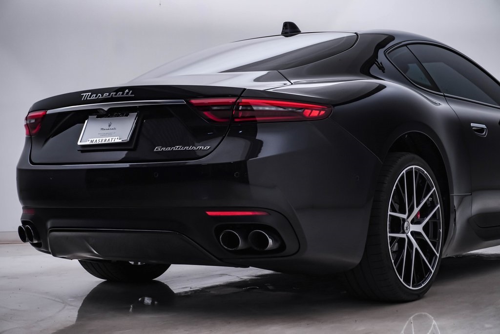 2024 Maserati Granturismo Modena photo 11